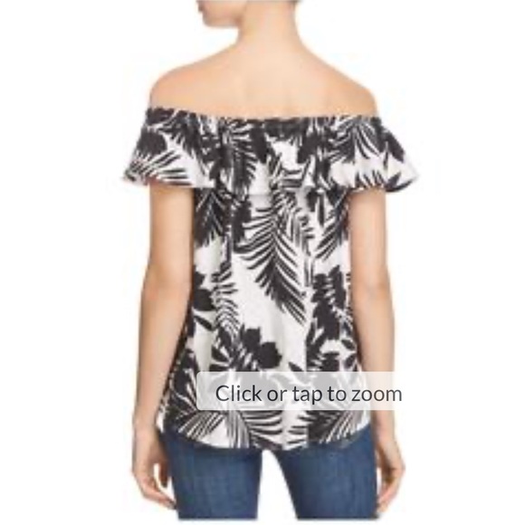 🎉Host Pick🎉 NYDJ Blue And White Ruffled Short Sleeve Off Shoulder Top - Picture 5 of 5